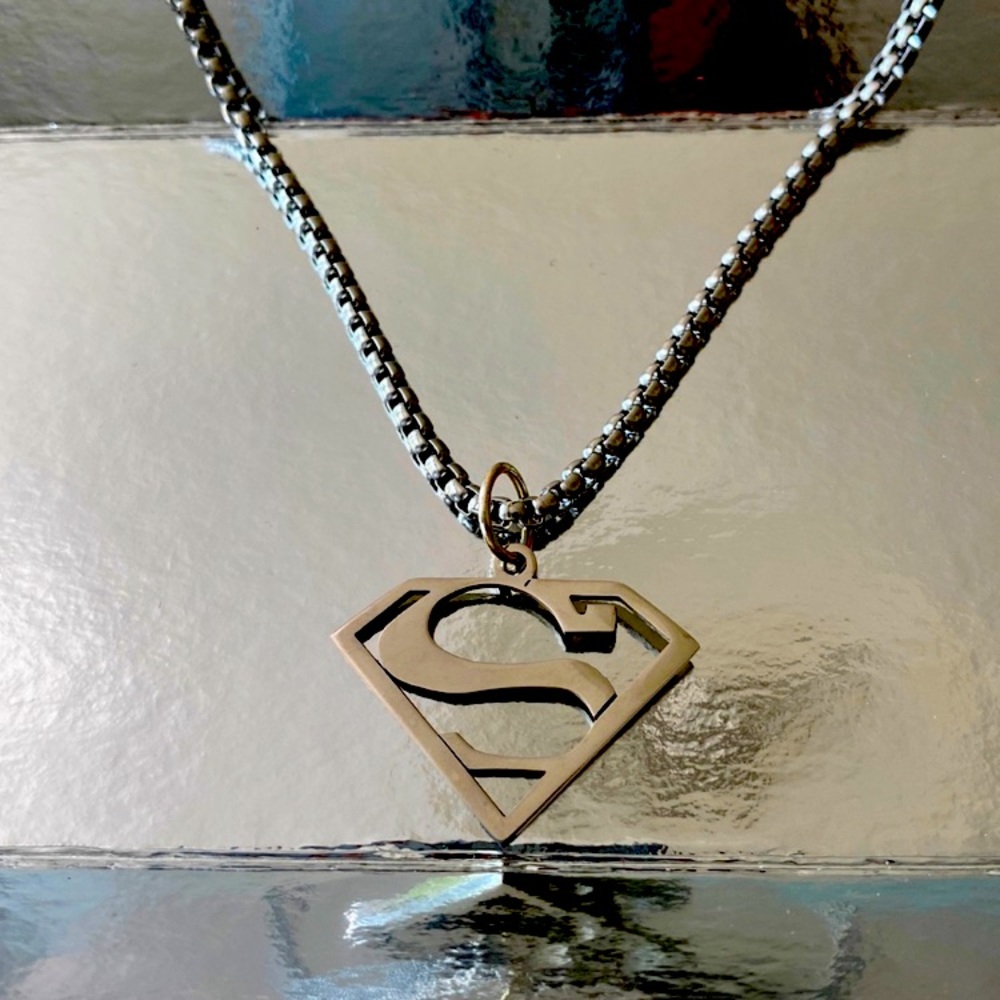 Superman necklace stainless steel sale